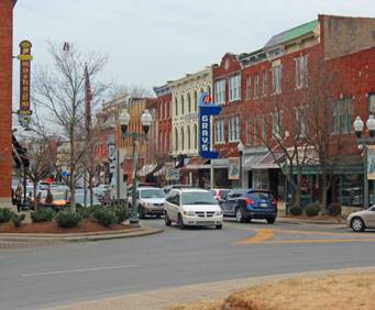 Franklin: A Suburb of Nashville, TN