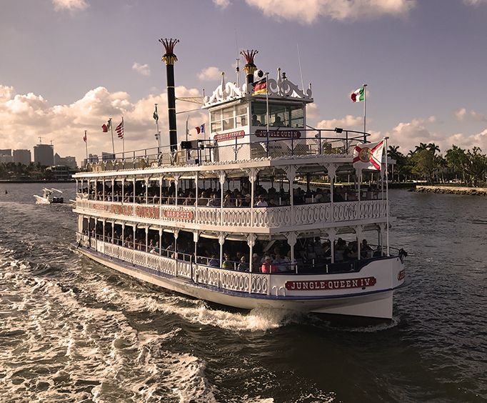 texas queen riverboat dinner cruises