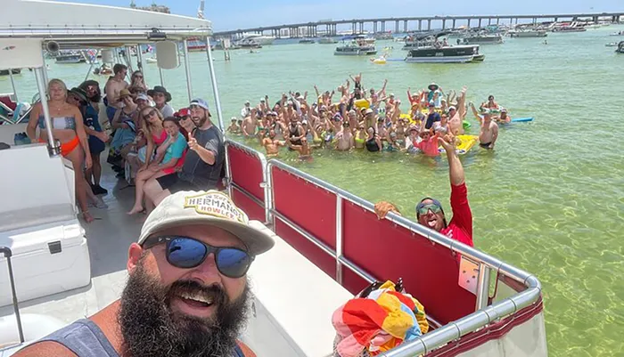 4 Hour Destin Harbor Crab Island Excursion Photo