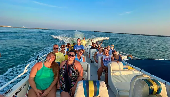 Thriller Speedboat Dolphin Tours in Destin Florida Photo