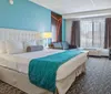 Photo of Howard Johnson Inn  Suites - Rapid City Room