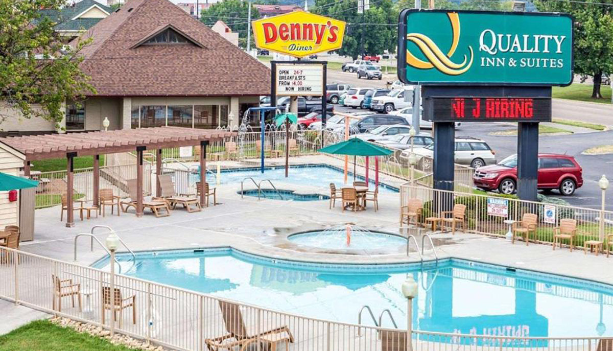 Quality Inn & Suites at Dollywood Lane Pigeon