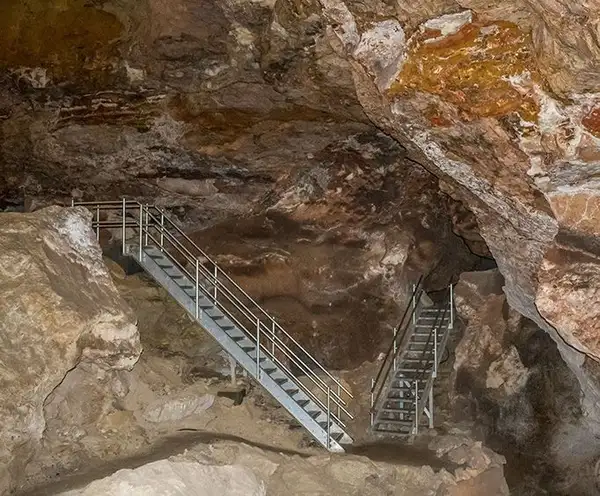 Jewel Cave National Monument