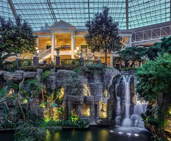 Delta Boat Ride at the Gaylord Opryland Resort