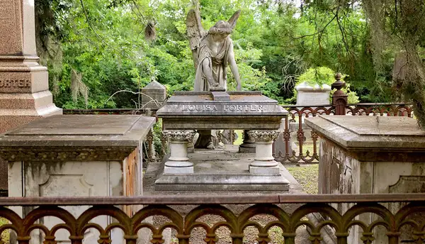 Laurel Grove North Cemetery